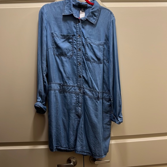 New Blue Forever 21 Romper Size 1X - Picture 1 of 9